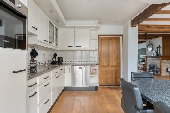 Foto 18 van Emmastraat 33