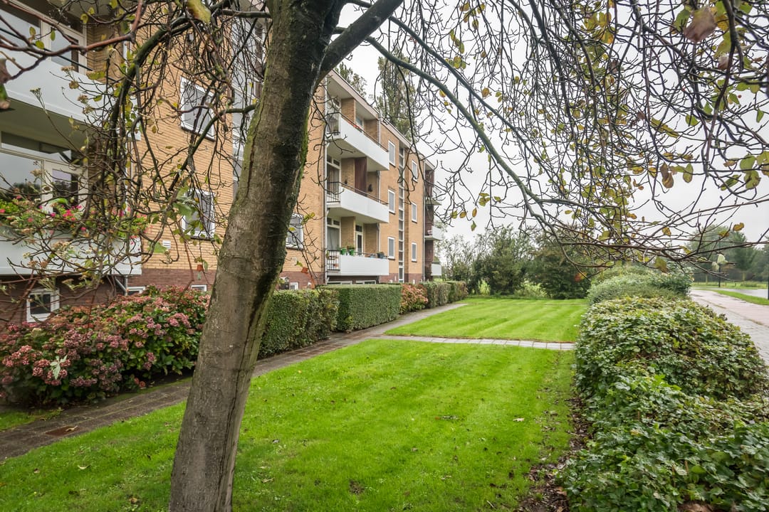 Foto 31 van Burgemeester Jur. Visserlaan 74