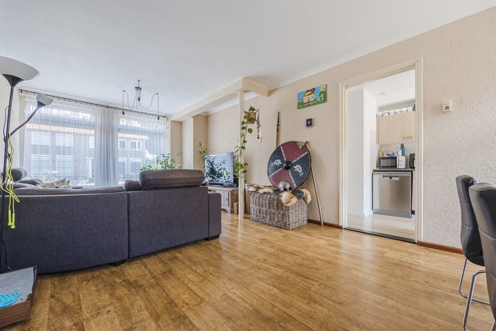 Foto 12 van Leliestraat 40