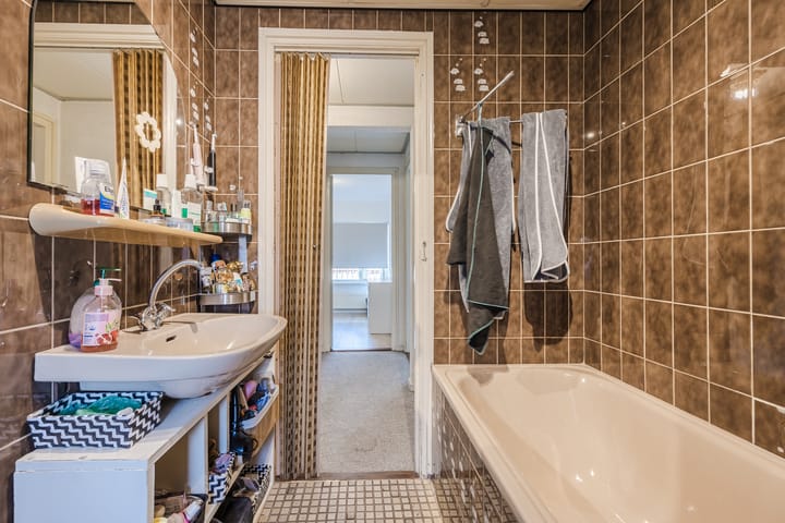 Foto 21 van Leliestraat 40