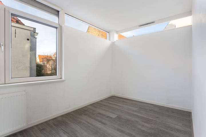 Foto 21 van Limmerhoek 24-D