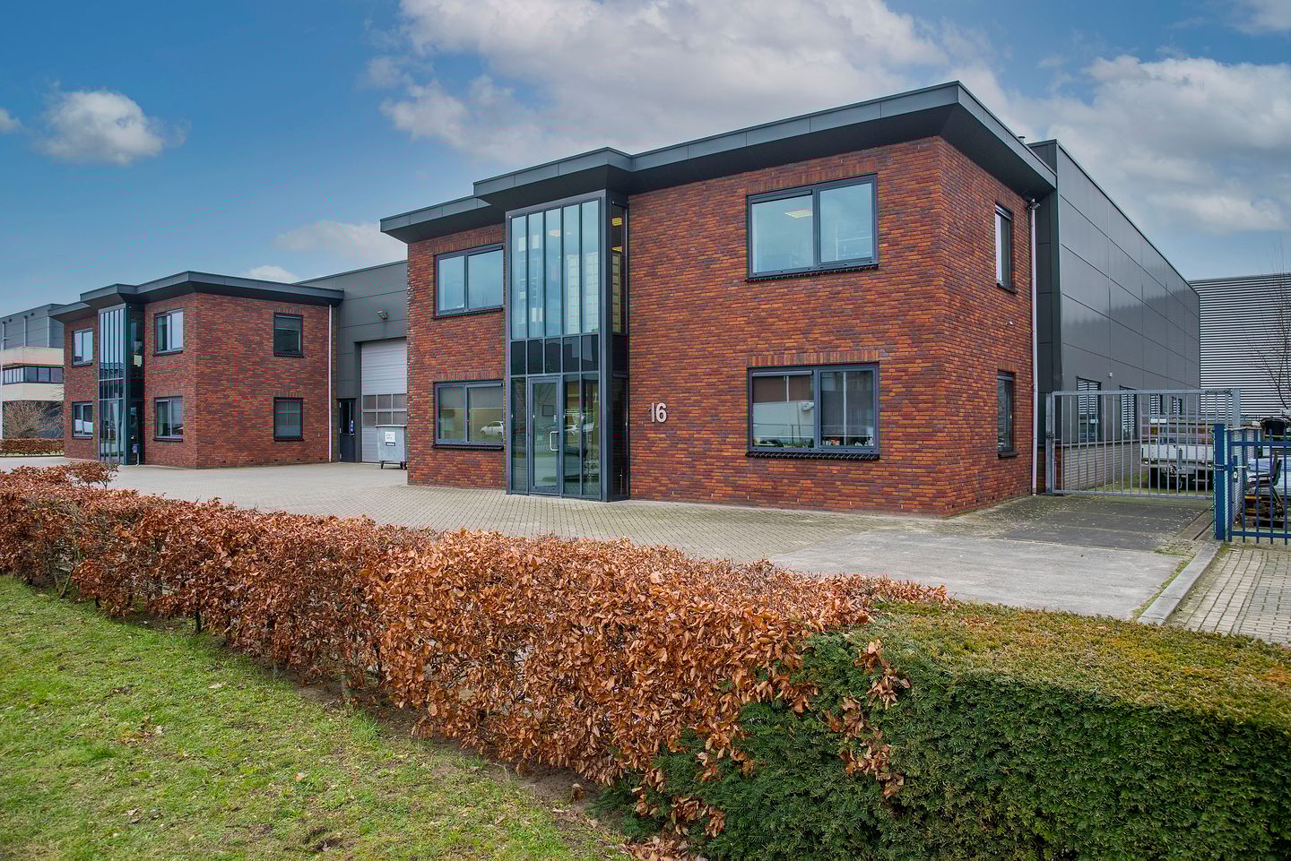 Bekijk foto 4 van Hamburgstraat 16