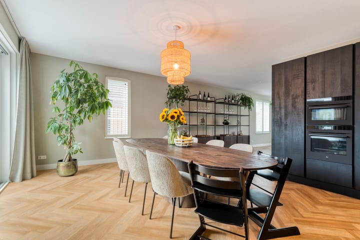 Foto 17 van Moesdistel 10