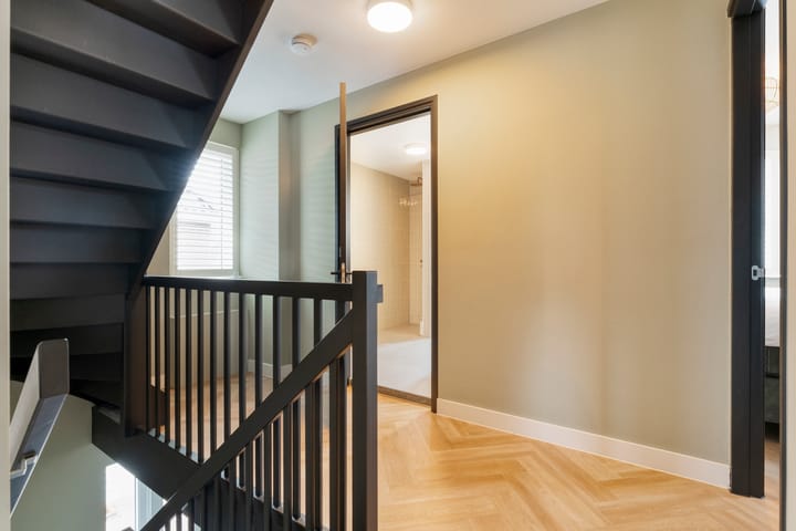 Foto 29 van Moesdistel 10