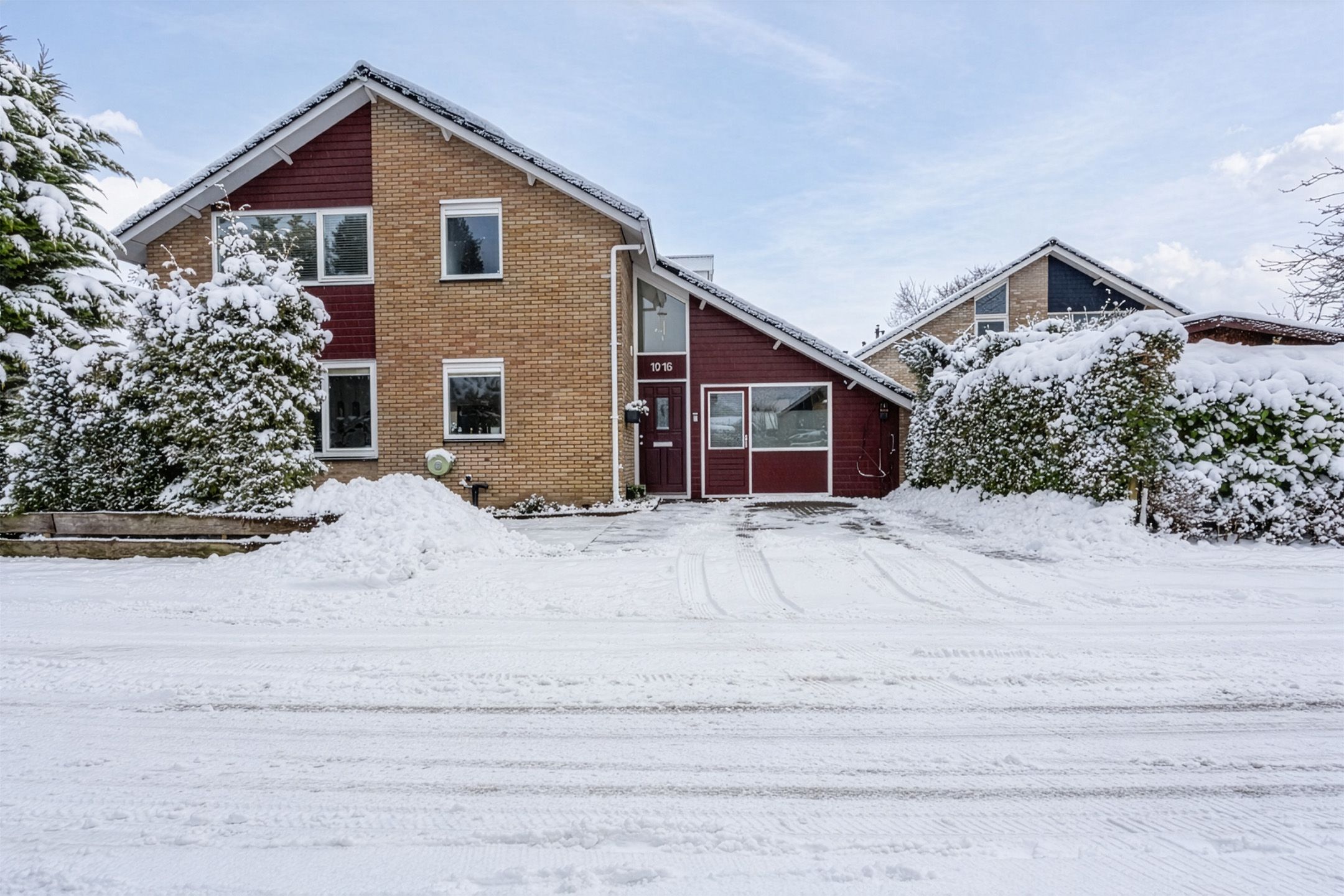 Buying a house in The Netherlands., Karveel 10 16