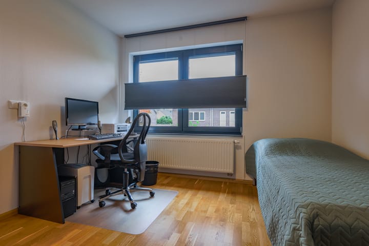 Foto 23 van van Elmptstraat 70