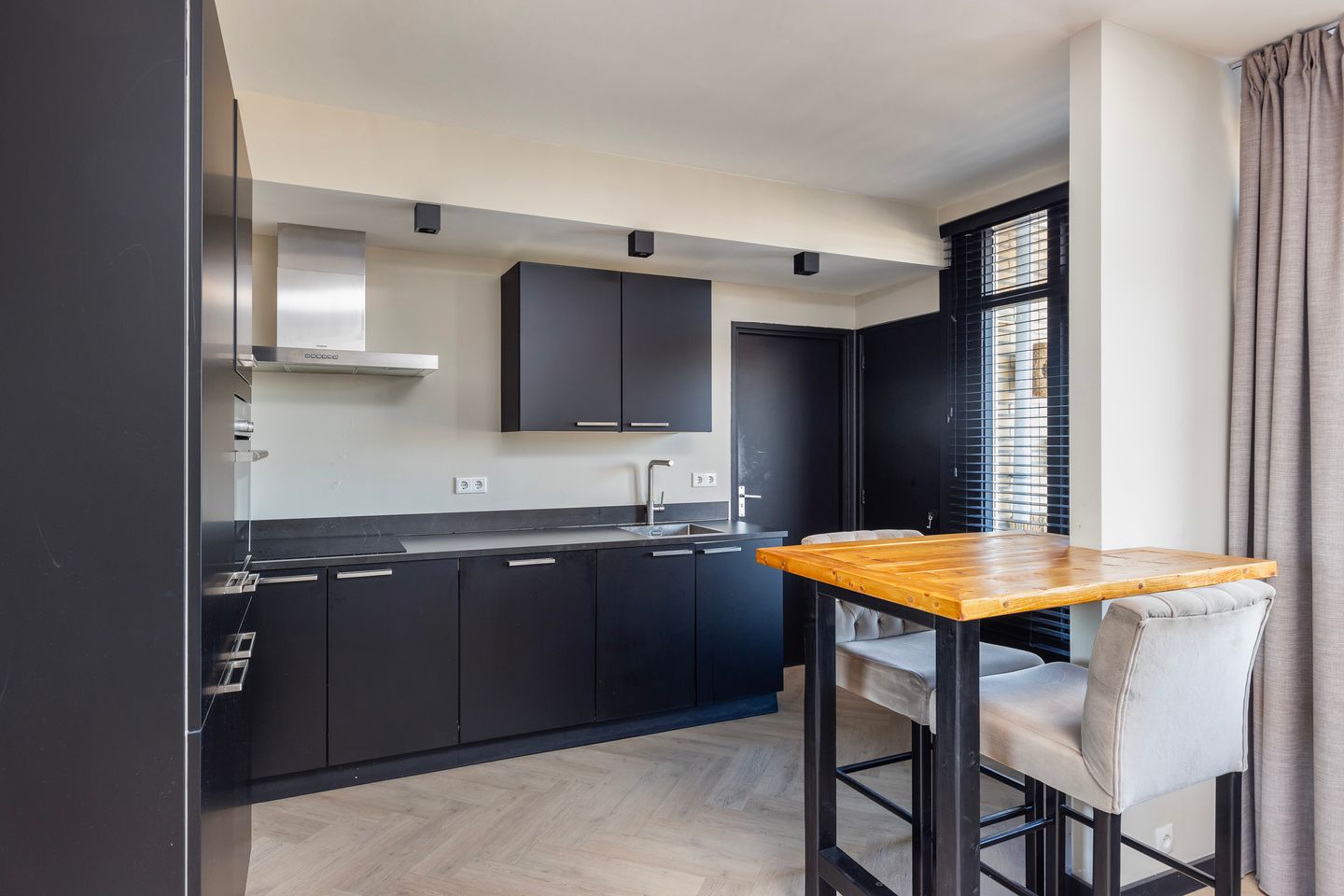 Photo 14 of Mgr. W.M. Bekkerslaan 38