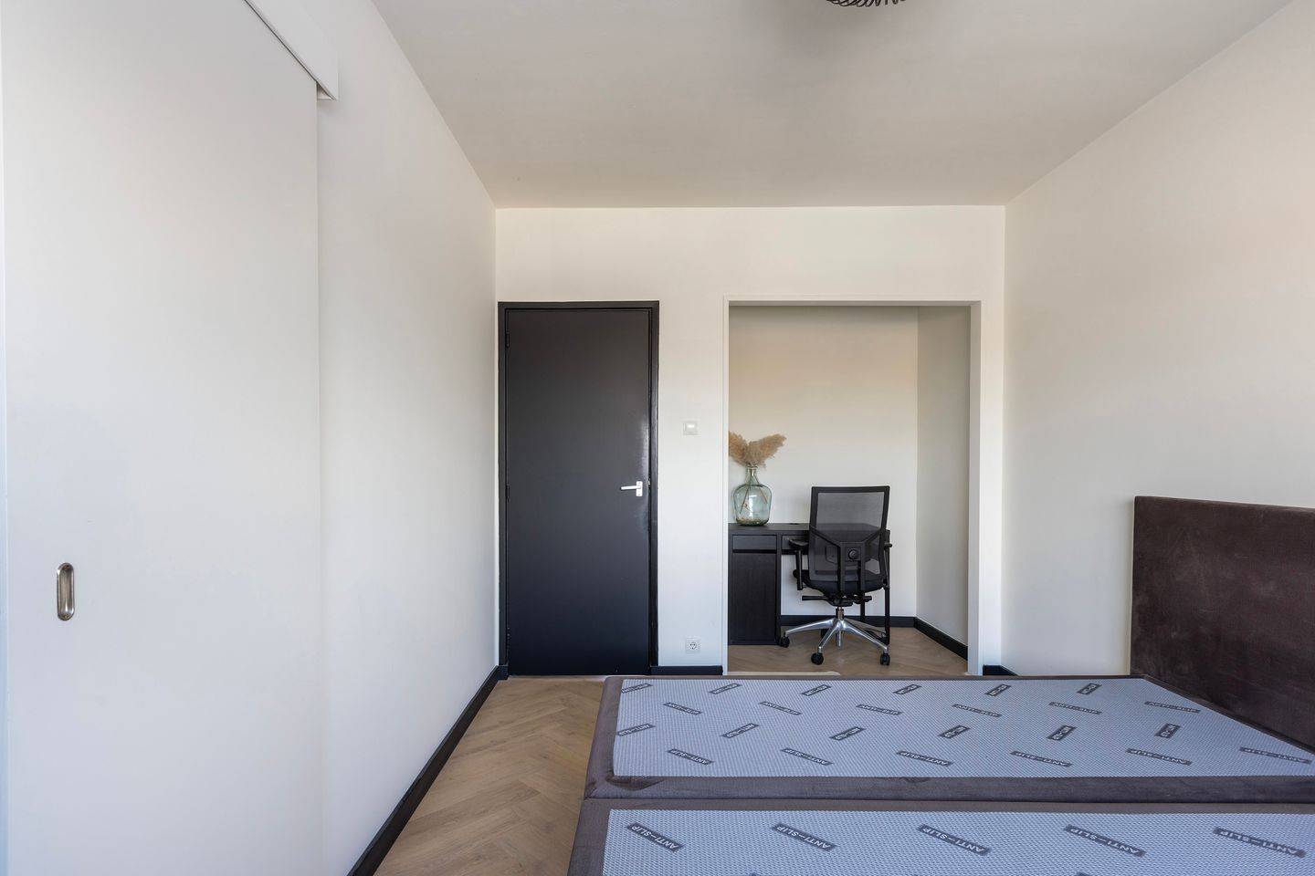 Photo 29 of Mgr. W.M. Bekkerslaan 38