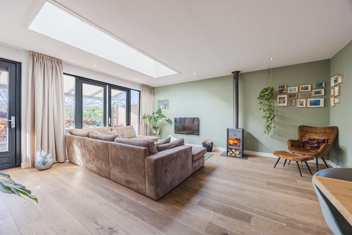 Foto 2 van Esrand 22