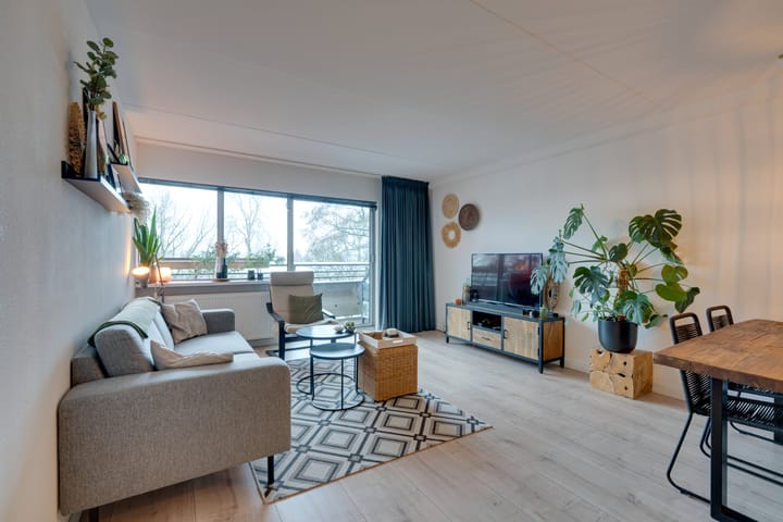 Photo 2 of Burgemeester D. Kooimanweg 281