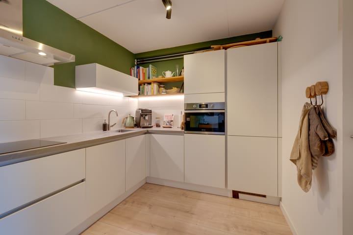 Photo 3 of Burgemeester D. Kooimanweg 281