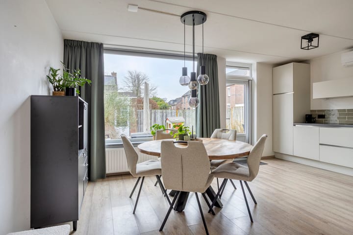 Foto 13 van Ophoven 70