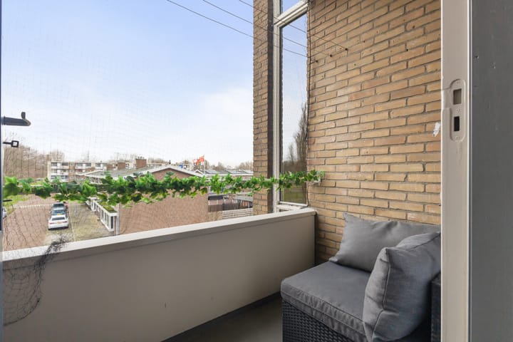 Photo 17 of Willem van Alcmadestraat 71