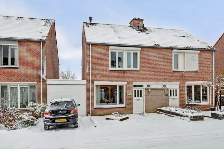 Foto 1 van Mahoniestraat 11