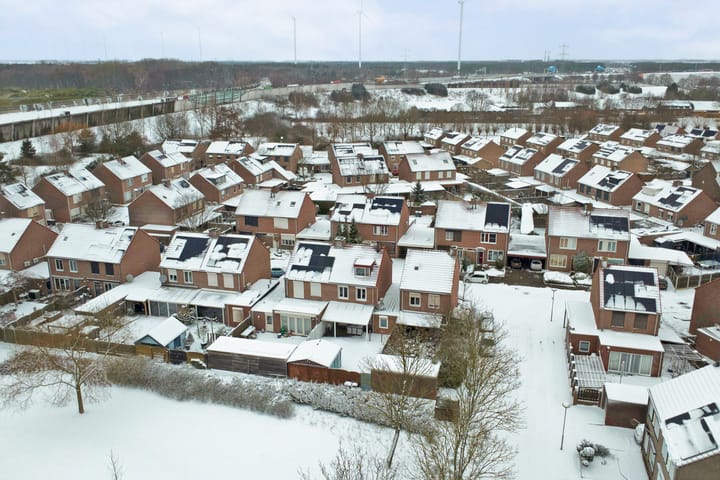 Foto 25 van Mahoniestraat 11