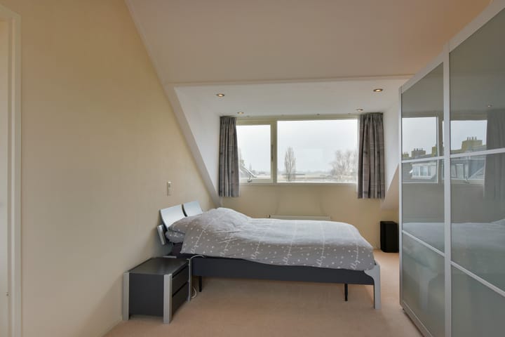 Foto 13 van Wethouder van Damlaan 44