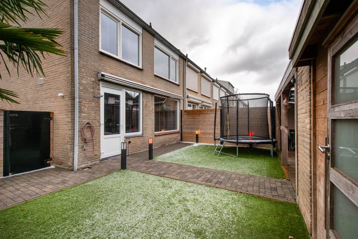 Photo 2 of Mgr Frenckenstraat 2