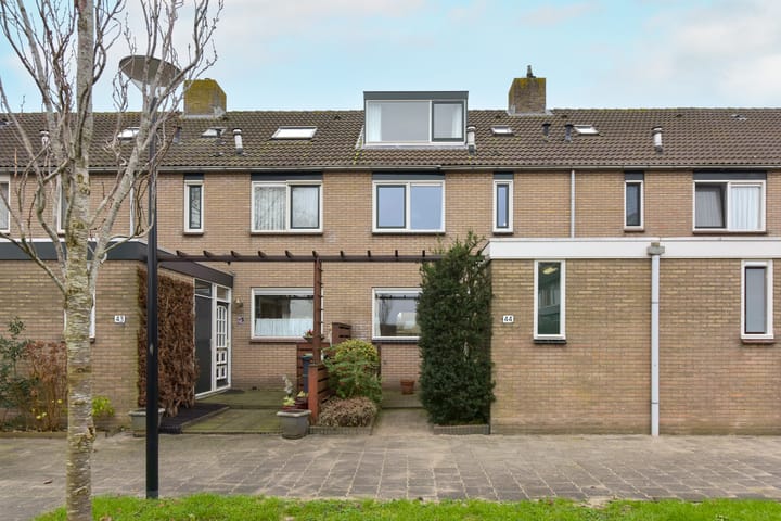 Foto 27 van Wethouder van Damlaan 44