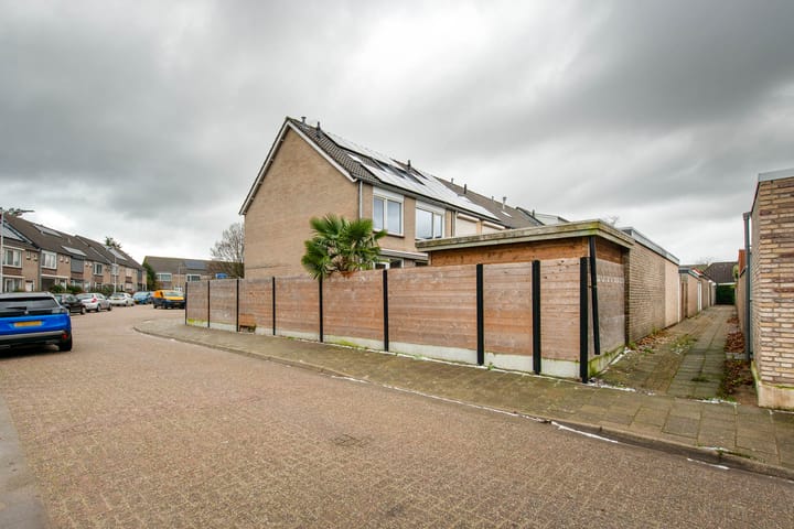 Photo 32 of Mgr Frenckenstraat 2