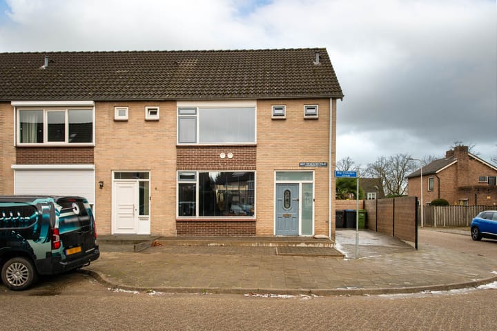 Photo 33 of Mgr Frenckenstraat 2