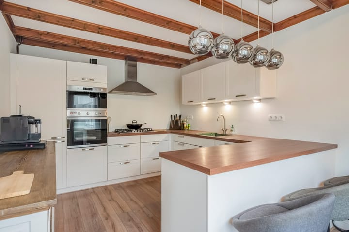 Photo 2 of Rozenlaan 28