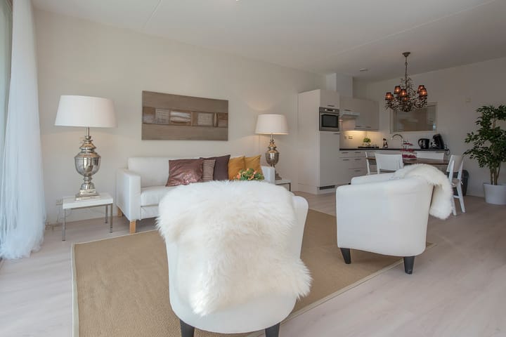 Foto 5 van Dulcie Septemberpad 5