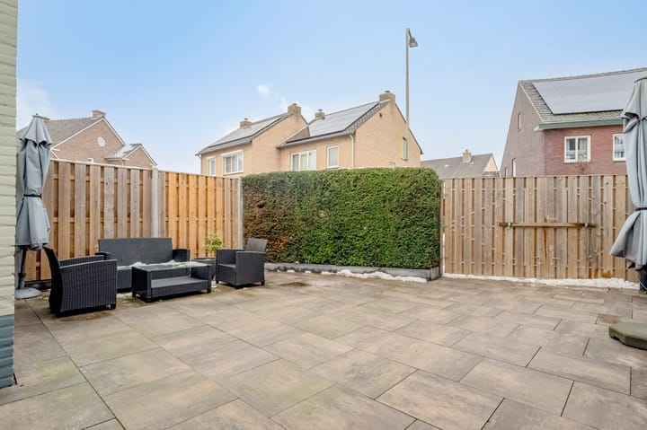 Foto 28 van Rozenlaan 28