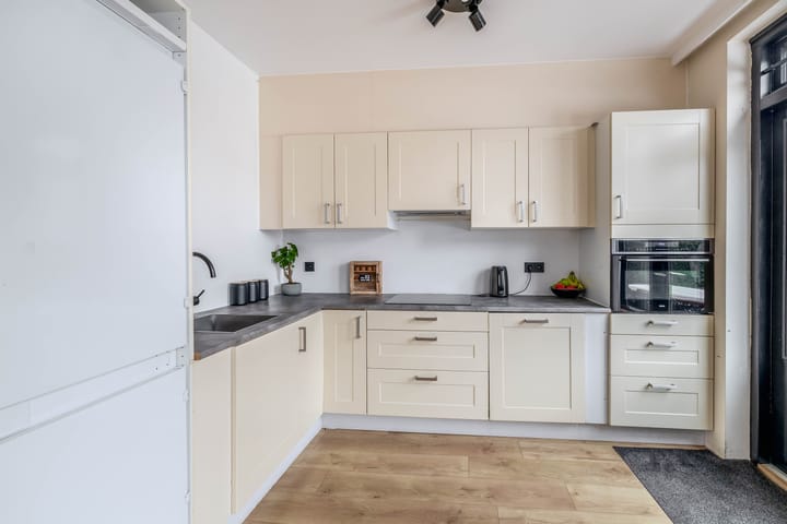 Foto 19 van Bachstraat 2