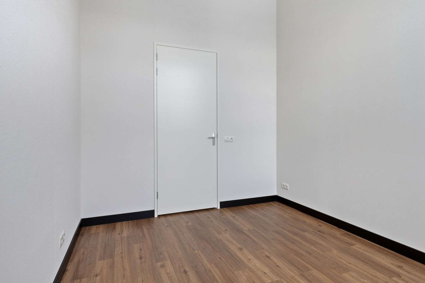 Photo 20 of Leo Lashleylaan 50-B