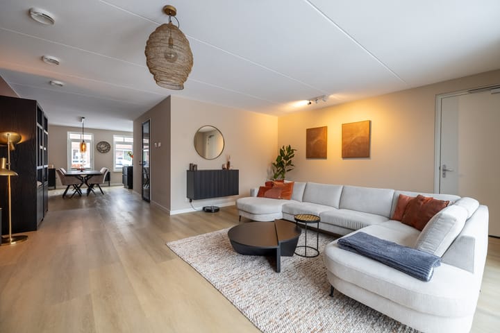 Foto 2 van Panoven 19