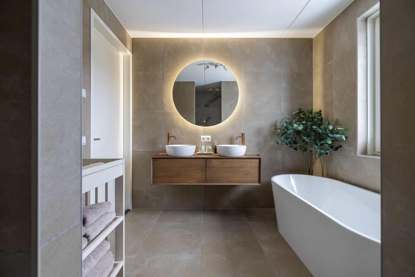 Photo 35 of Panoven 19