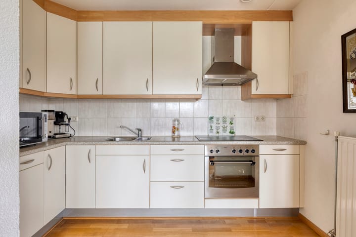 Photo 3 of Vroente 50