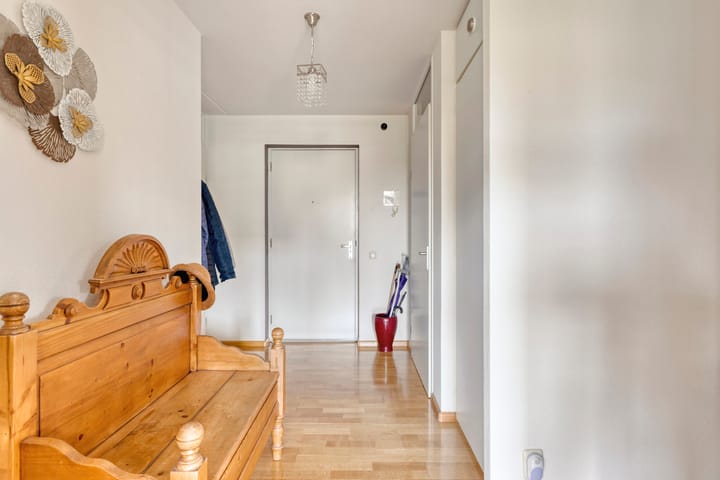 Photo 8 of Vroente 50