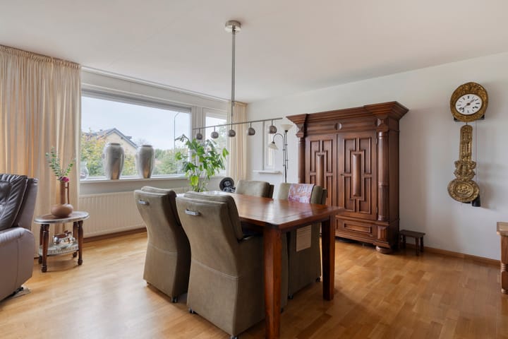 Photo 14 of Vroente 50