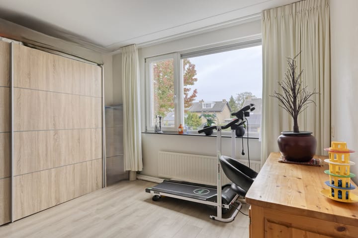 Photo 19 of Vroente 50