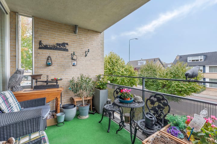 Photo 21 of Vroente 50