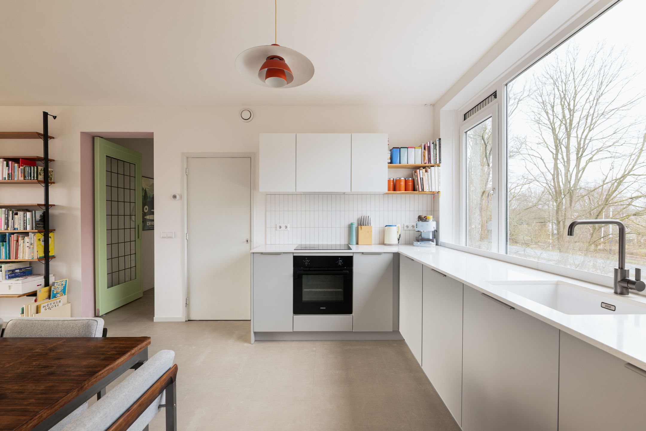 Foto 6 van Van Mourik Broekmanstraat 35-3