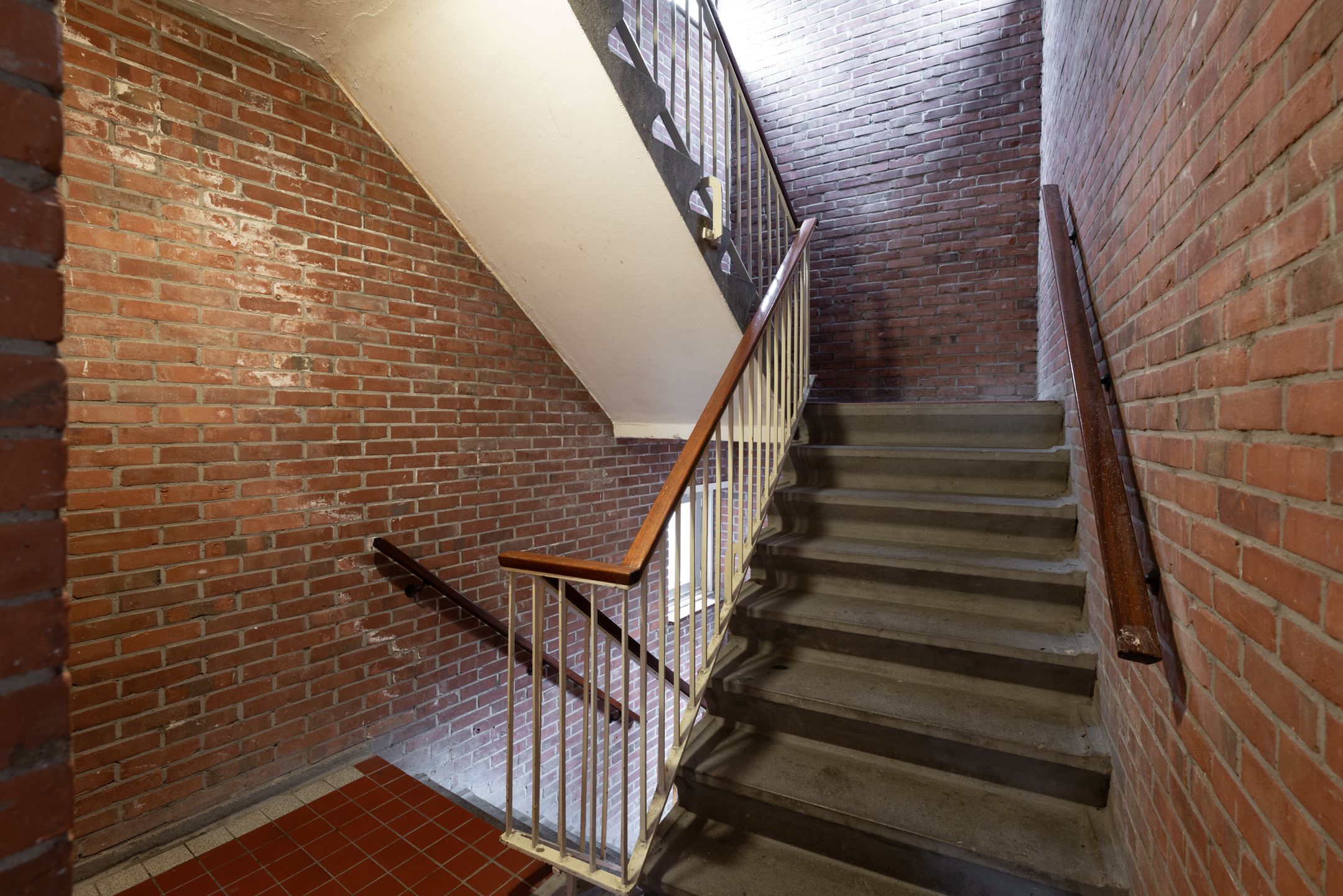 Foto 39 van Van Mourik Broekmanstraat 35-3