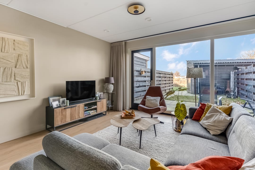 Photo 13 of Zuster Joustrastraat 13