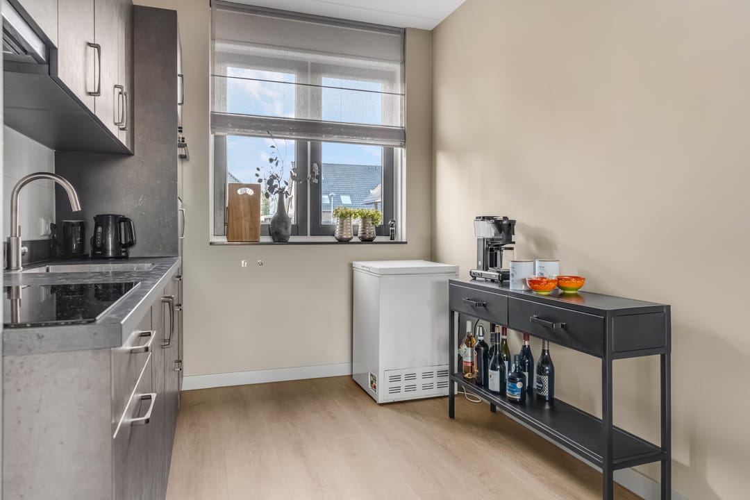 Photo 17 of Zuster Joustrastraat 13