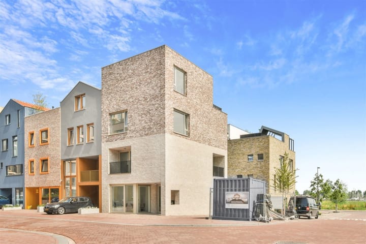 Photo 2 of John Blankensteinstraat 109-B