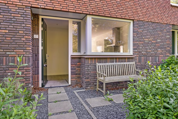 Foto 2 van Pioenstraat 176