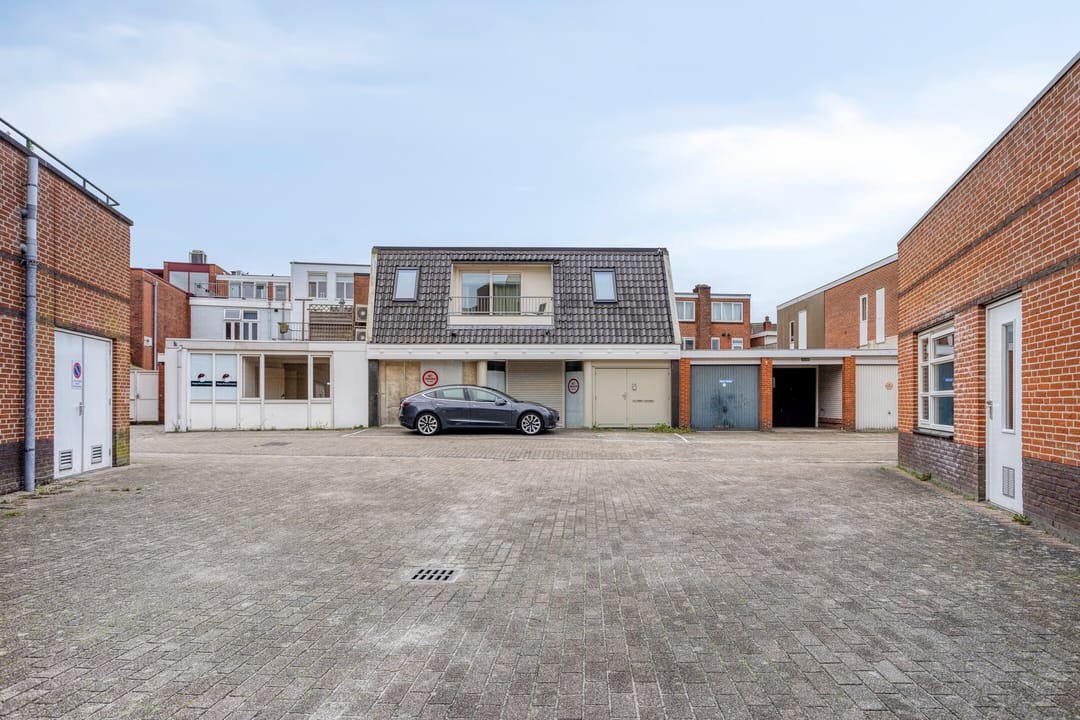 Photo 43 of Brinkhorst 42