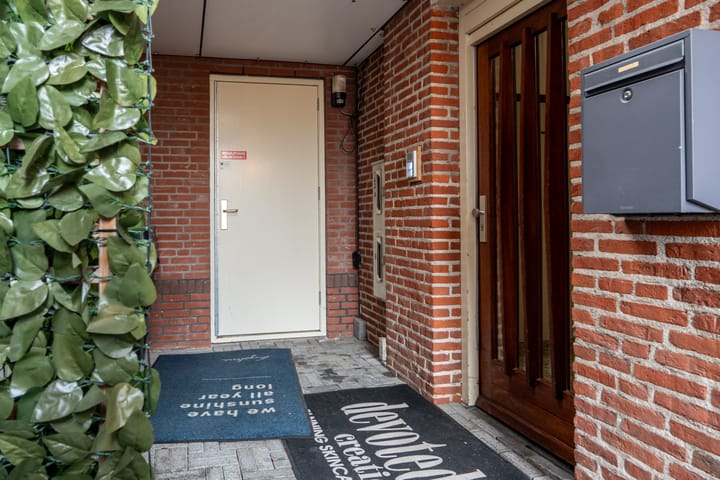 Foto 34 van Boven Oosterdiep 143-B