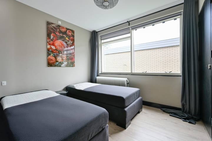 Foto 10 van Veenkampenweg 25