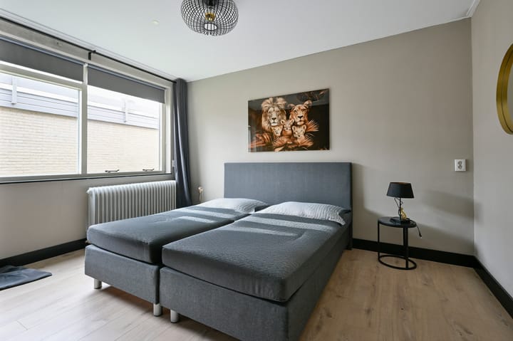 Foto 11 van Veenkampenweg 25