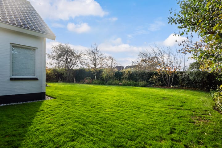 Foto 32 van Kersenlaan 1