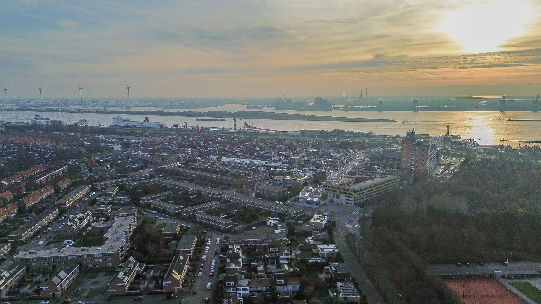 Foto 48 van Harwichweg 190