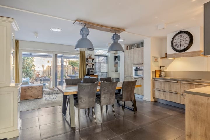 Photo 9 of Pastoor Maessenstraat 20