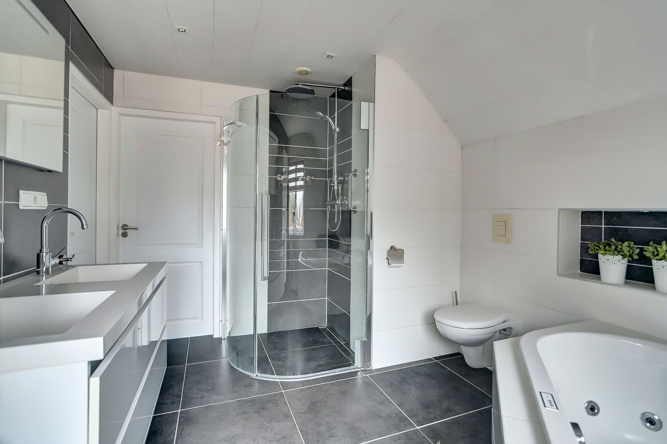 Foto 30 van Zandeind 15-B